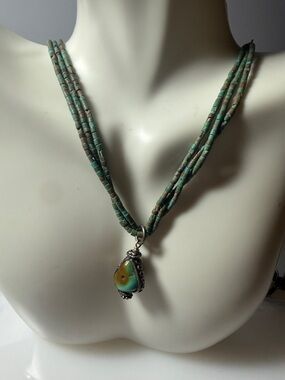 Multi-Strand 925 Findings Turquoise Bead Necklace with Green Turquoise Pendant